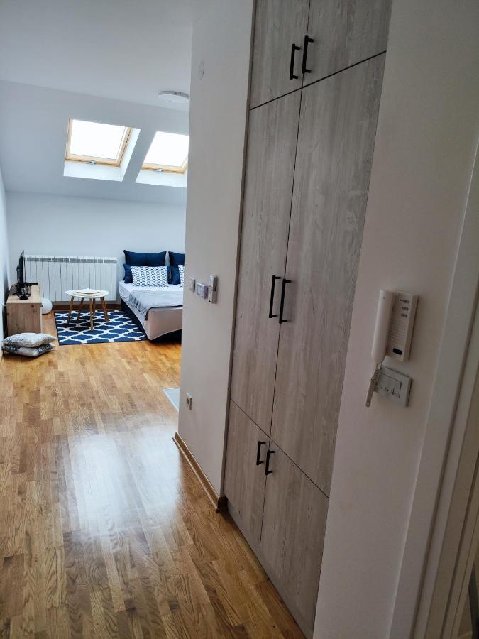 Zvezdara Blue Star Apartment Beograd Ngoại thất bức ảnh